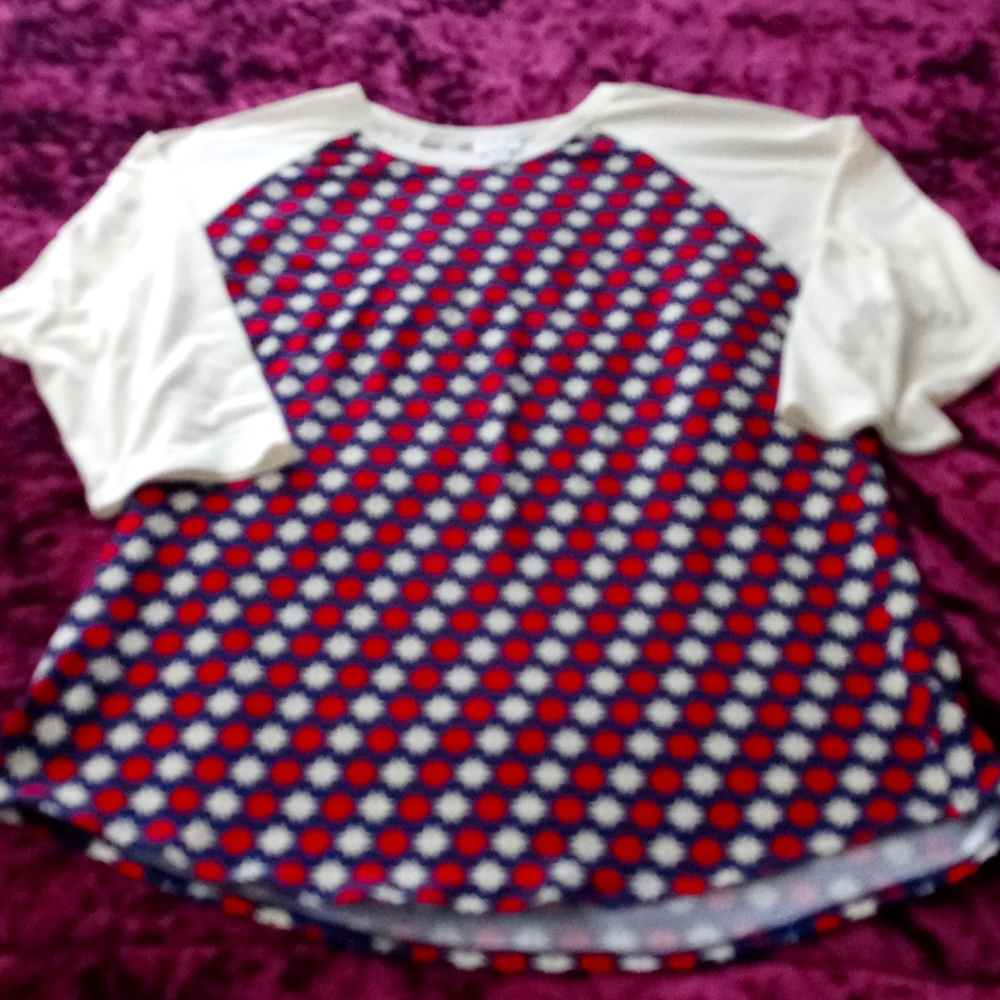 3/15$ Lularoe baseball tee